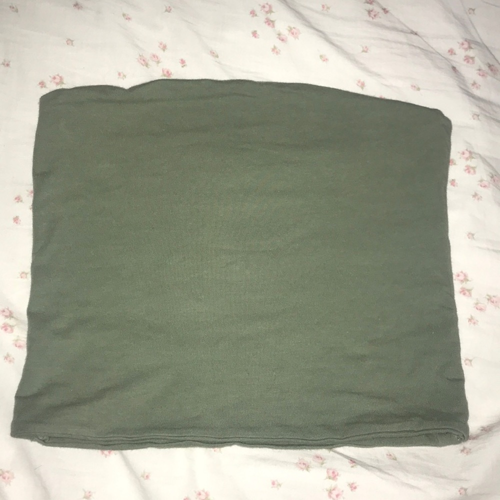 Brandy Melville cropped tube top